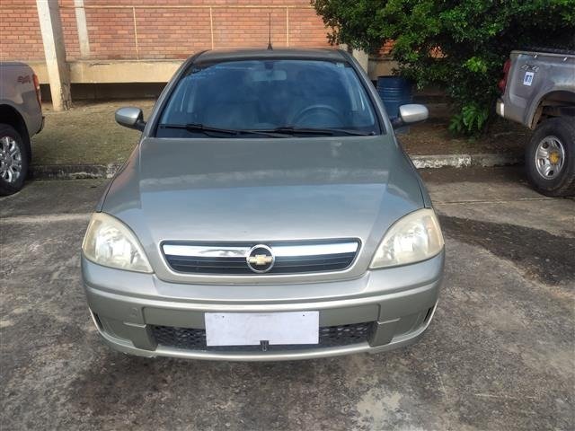 GM CORSA HATCH PREMIUM